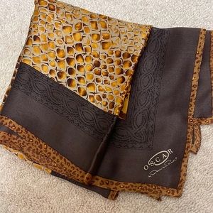 Oscar De La Renta scarf